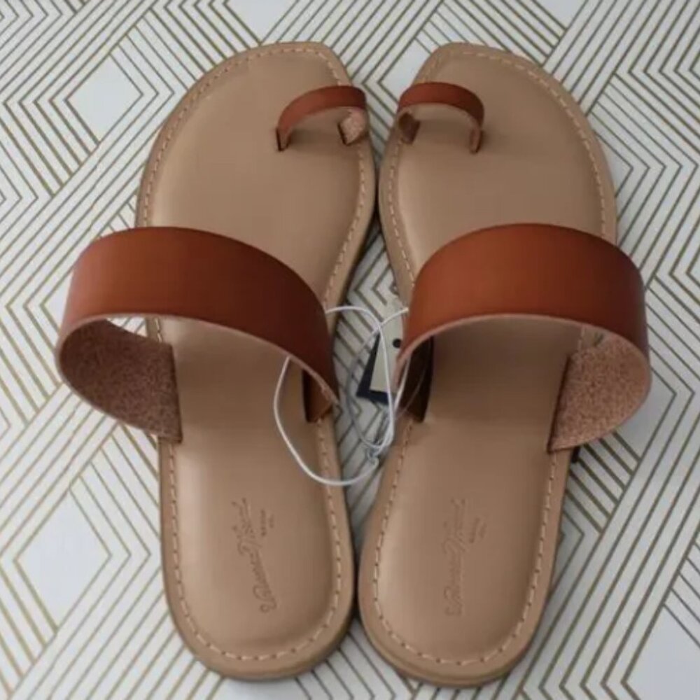 Juno Toe Ring Flat Sandals